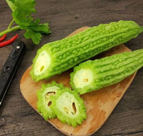 香格里拉吃瓜,瓜果飘香，品味夏日清凉